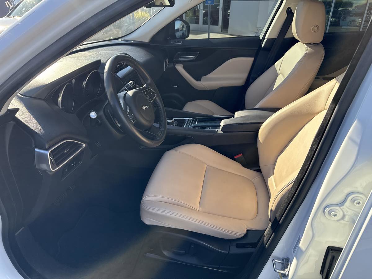 2018 Jaguar F-PACE Premium