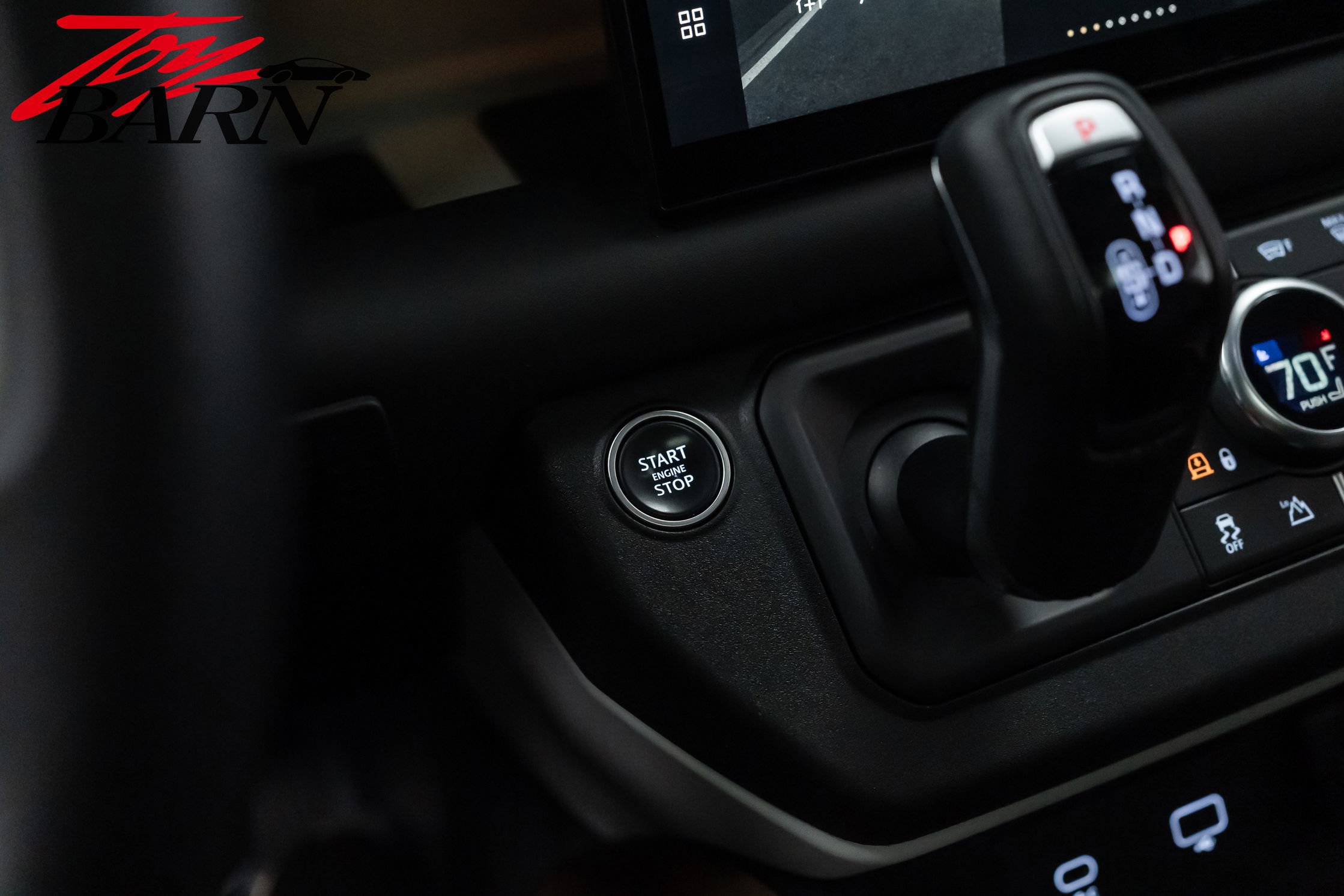 2023 Land Rover Defender 130 SE