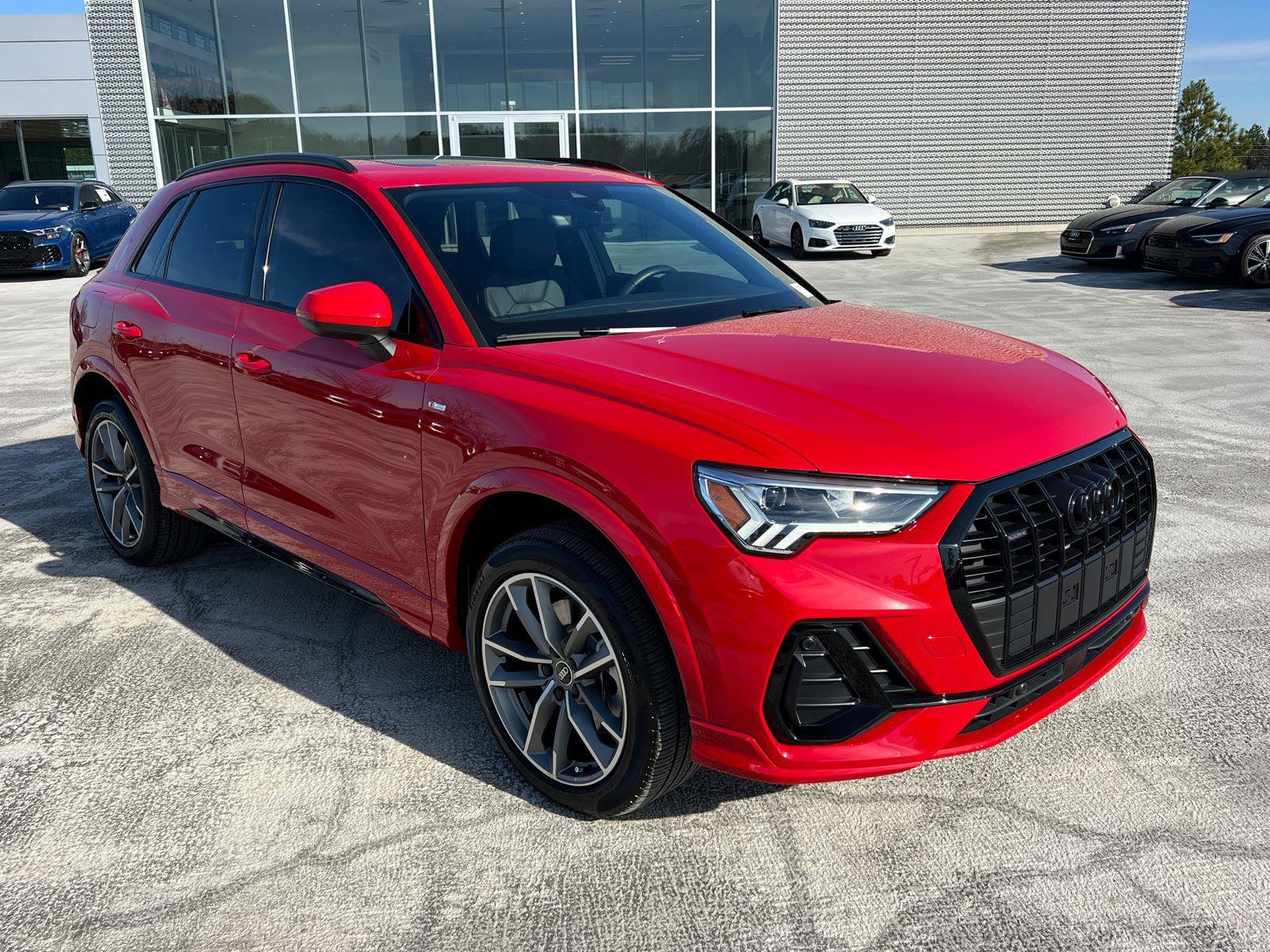 2025 Audi Q3 2.0T Premium