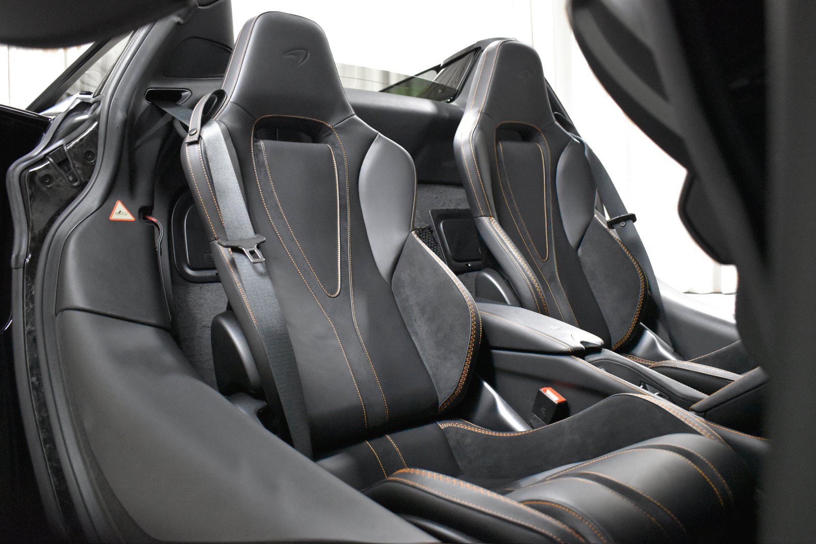 Used 2025 McLaren 750S Spider photo 40