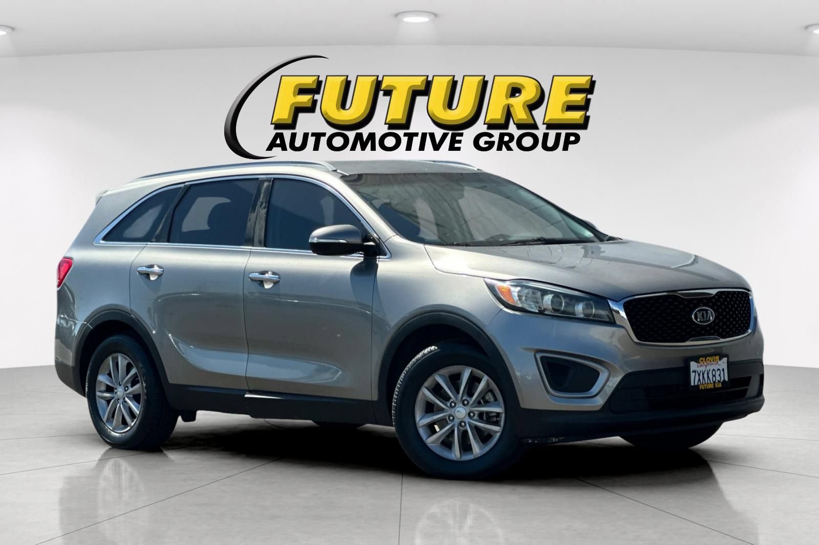 Used 2017 Kia Sorento FWD w/ LX Convenience Package