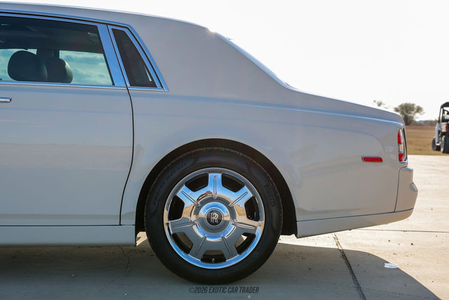 2012 Rolls-Royce Phantom Sedan