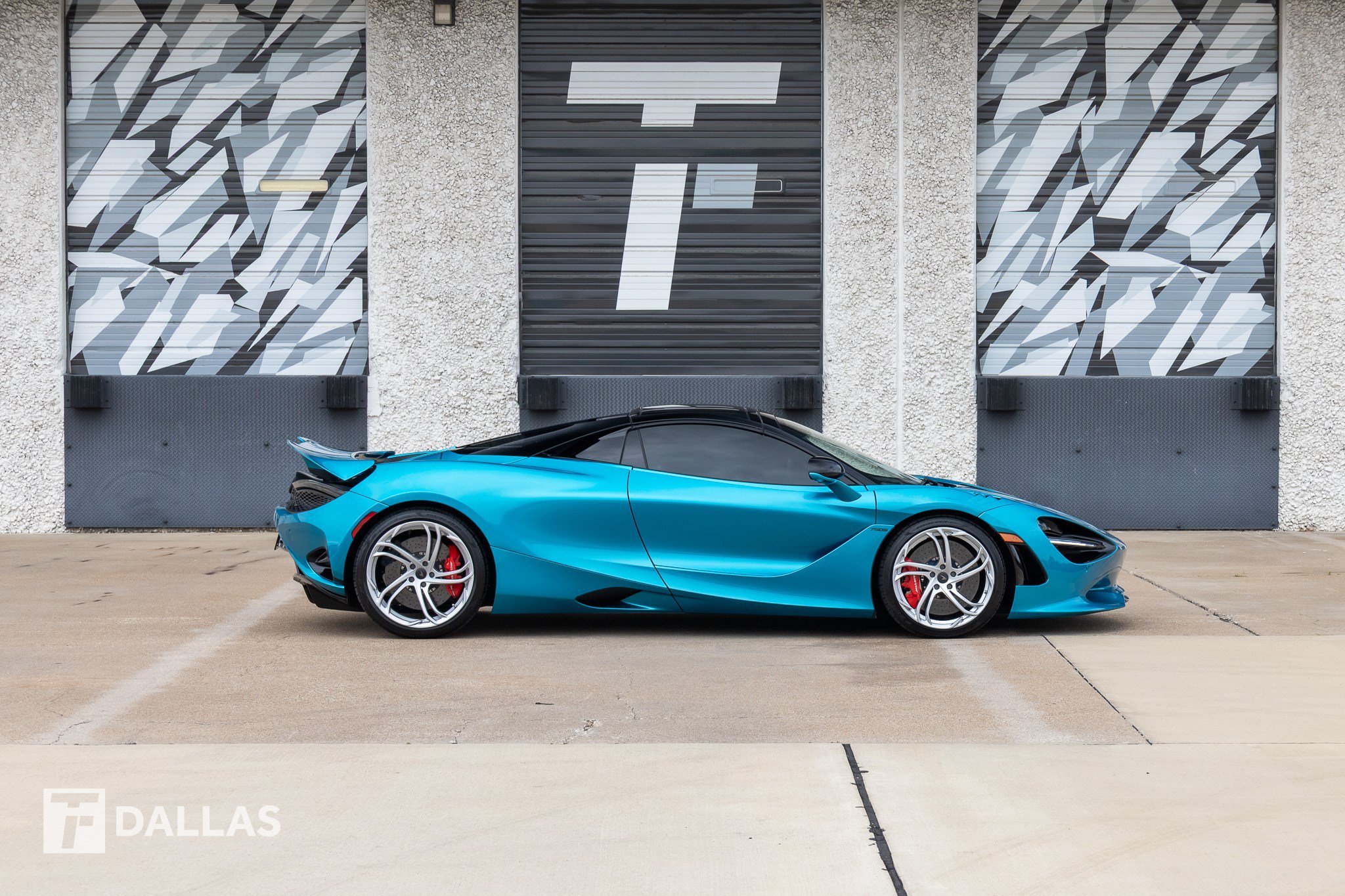 Used 2025 McLaren 750S Spider photo 17