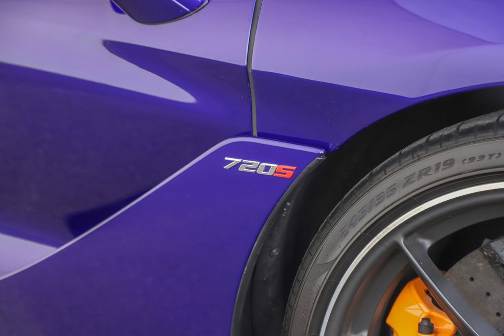 Used 2021 McLaren 720S Performance photo 39