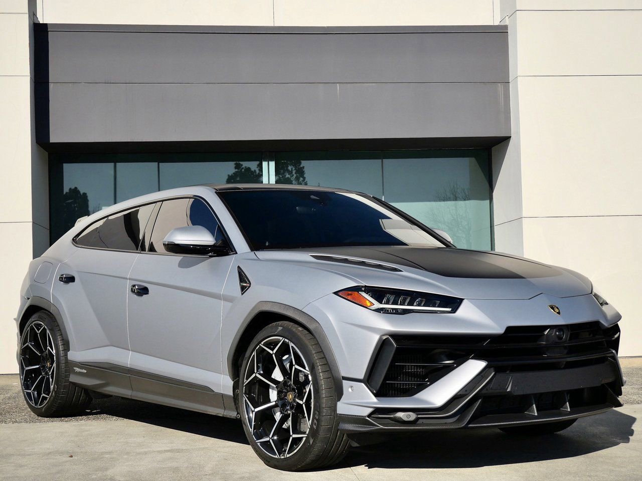 Used 2024 Lamborghini Urus Performante