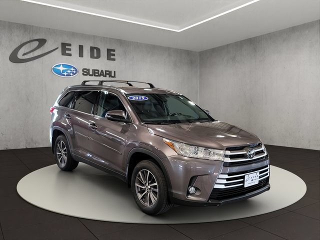 Used 2019 Toyota Highlander XLE