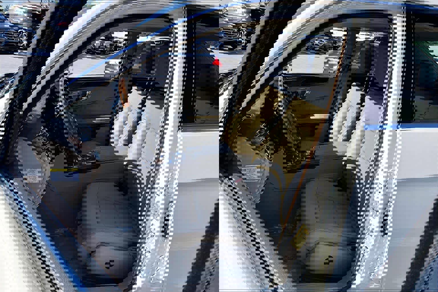 2011 Mercedes-Benz E 350 Sedan