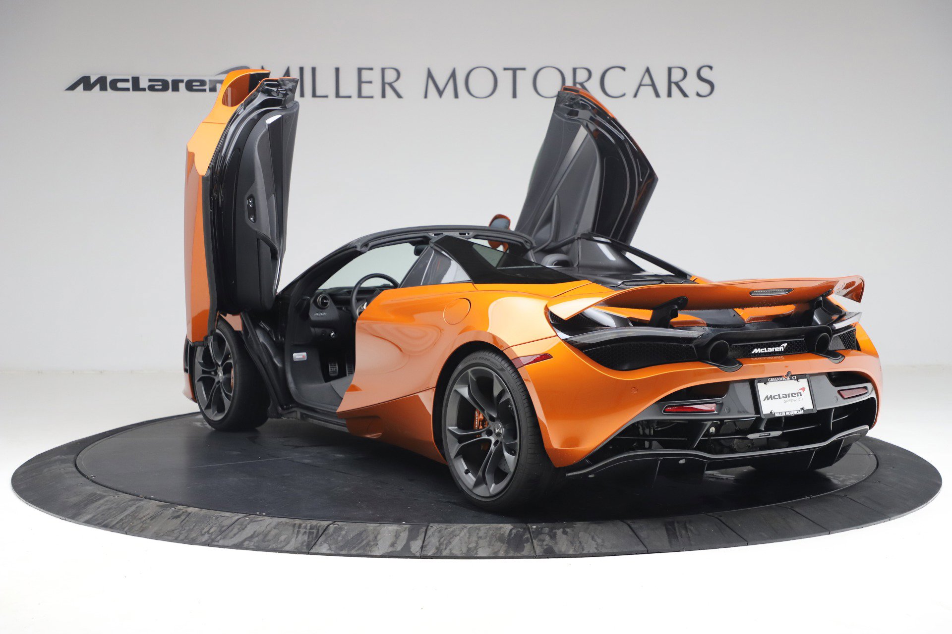 Used 2020 McLaren 720S Spider photo 17