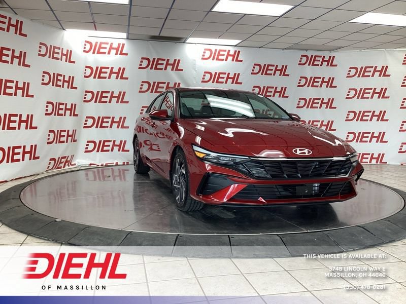 Used 2025 Hyundai Elantra Limited