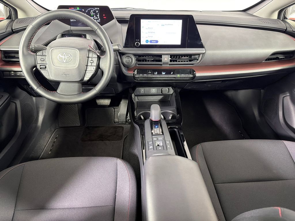 2025 Toyota Prius Plug-In Hybrid