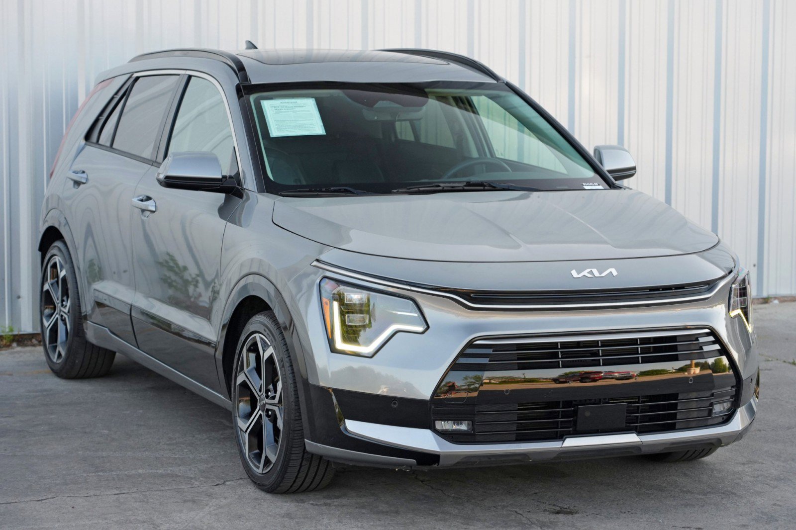 2023 Kia Niro SX Touring