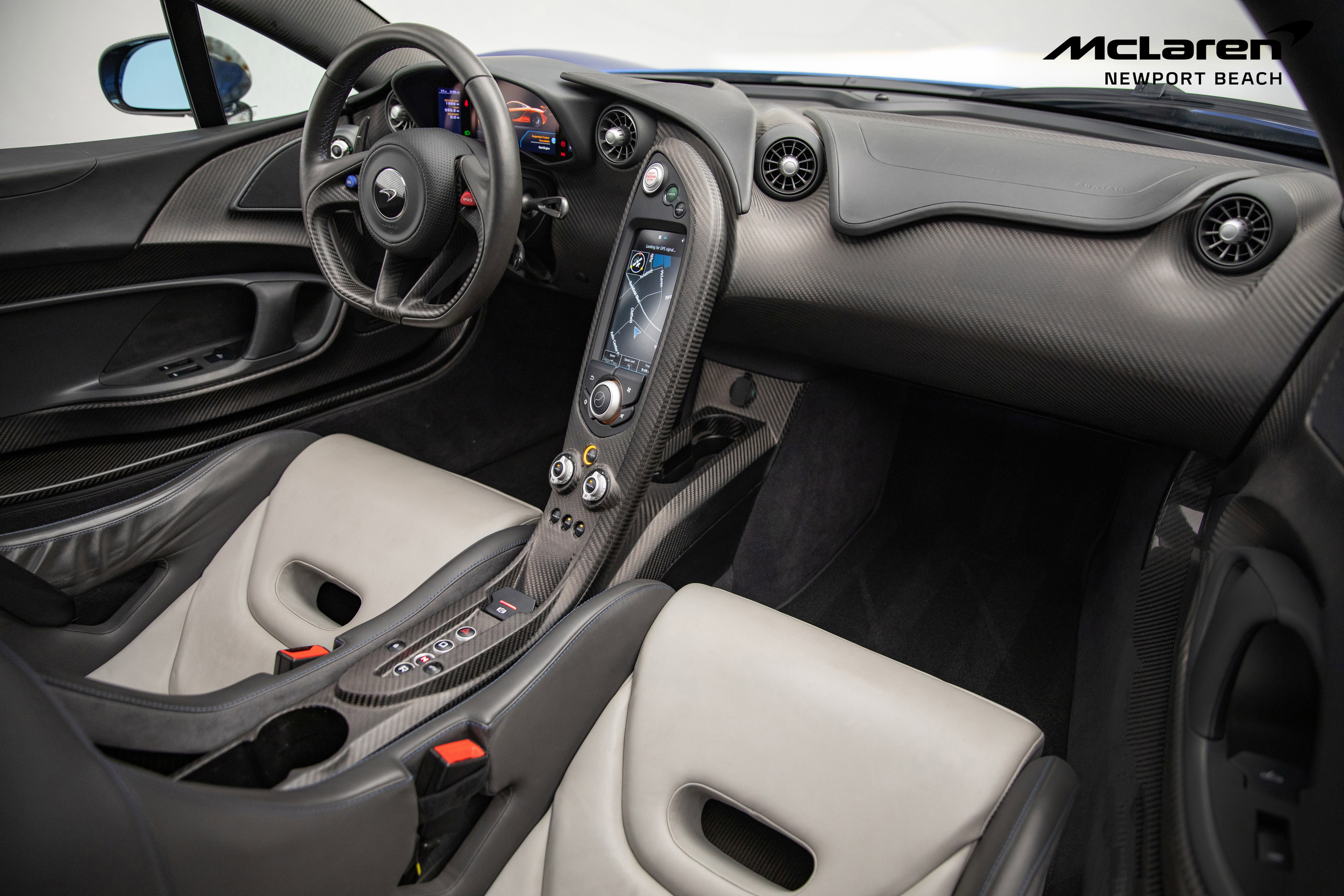 Used 2014 McLaren P1 photo 37