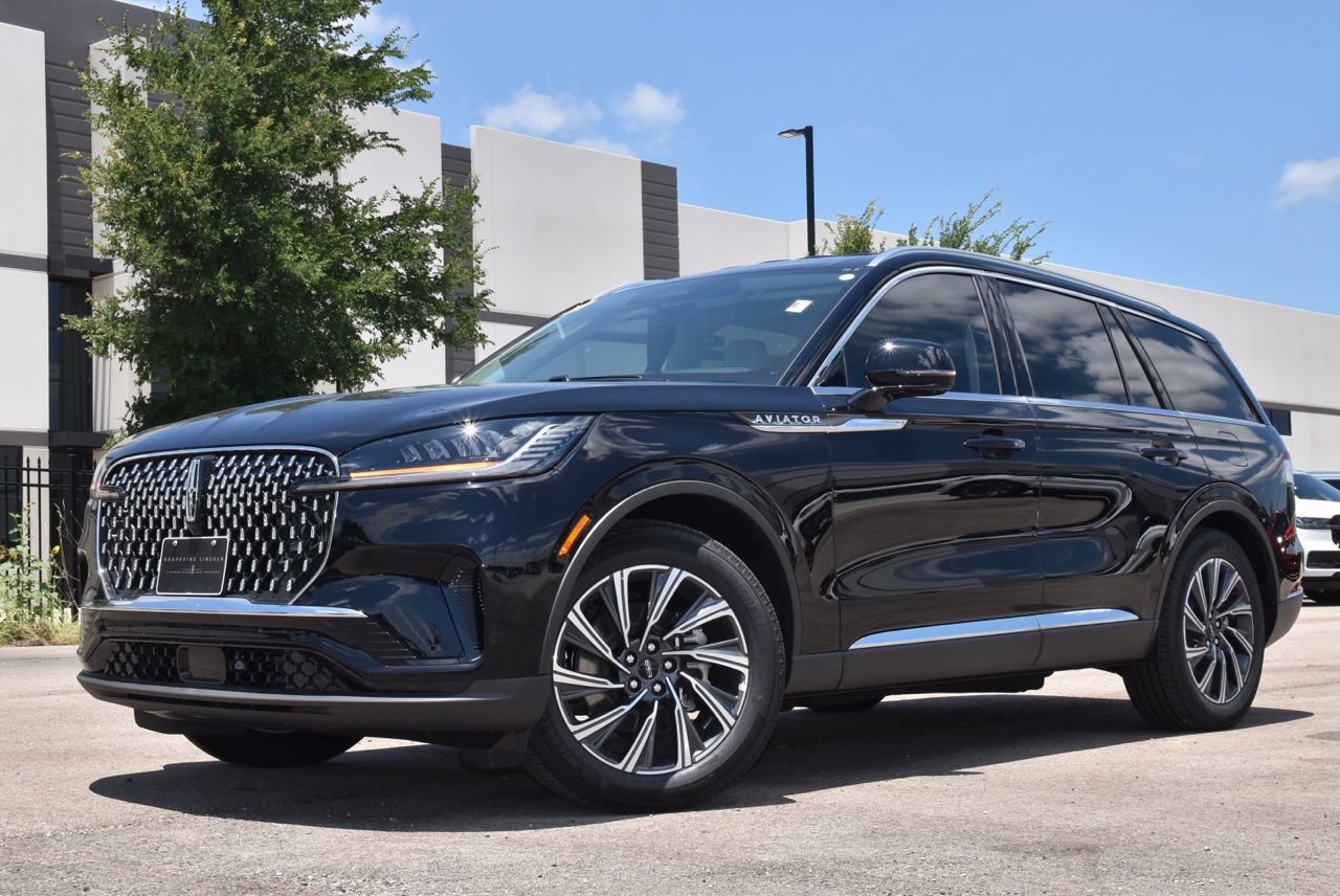 New 2026 Lincoln Aviator 2WD