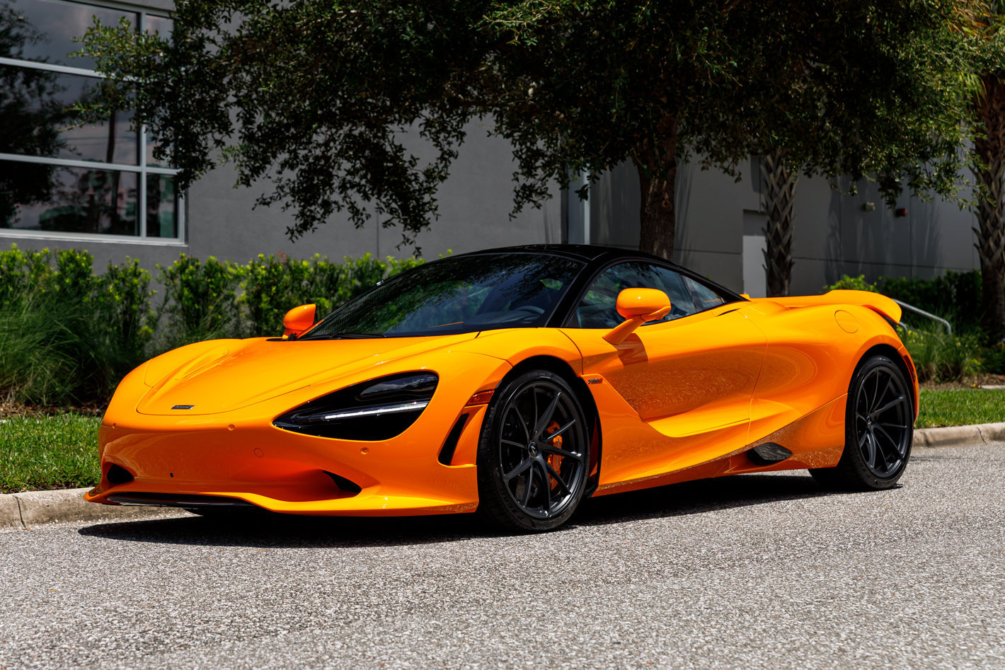 New 2027 McLaren 750S photo 21
