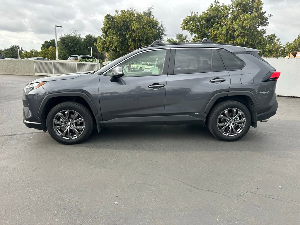 2023 Toyota RAV4 XLE Premium