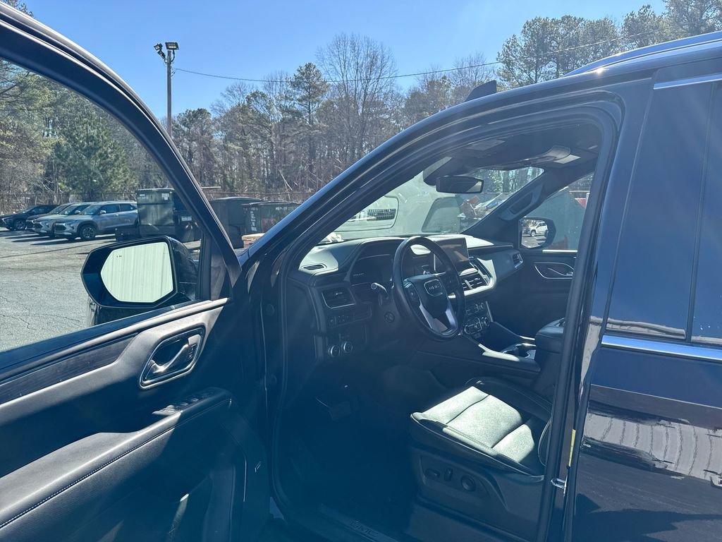 2024 GMC Yukon XL SLT