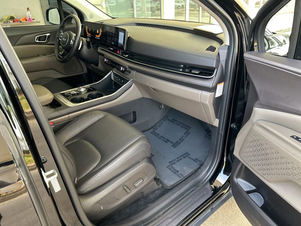 2025 Kia Carnival EX