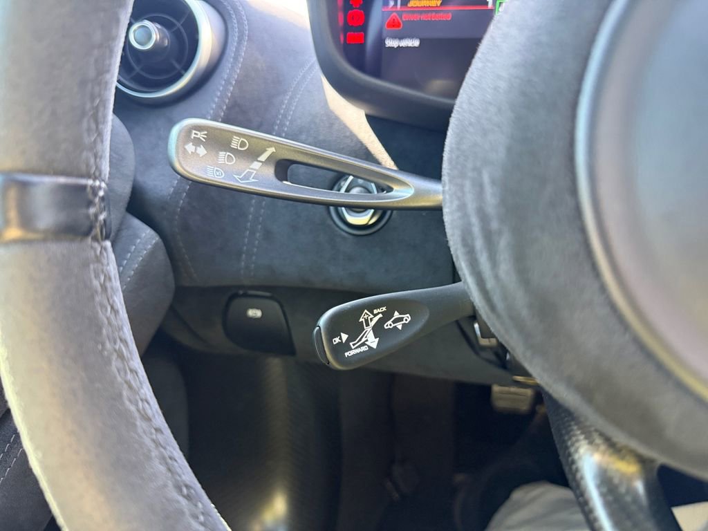 Used 2020 McLaren 600LT Spider photo 29