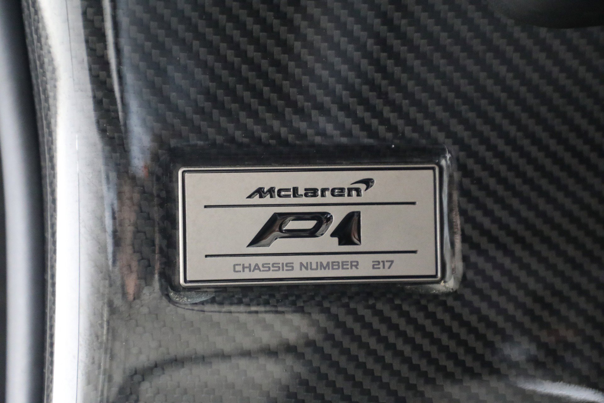 Used 2015 McLaren P1 photo 32