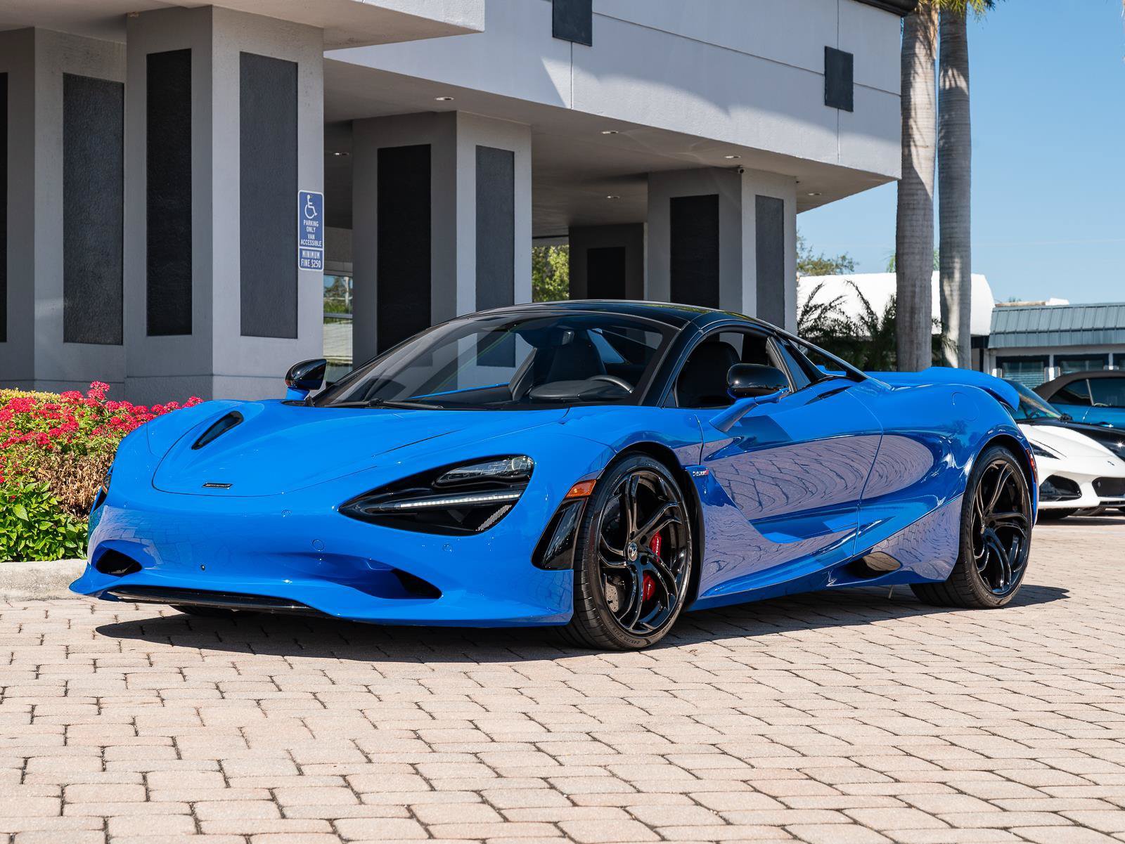 Used 2024 McLaren 750S Spider photo 17