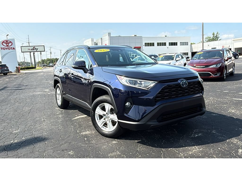 Used 2019 Toyota RAV4 XLE w/ Convenience Package