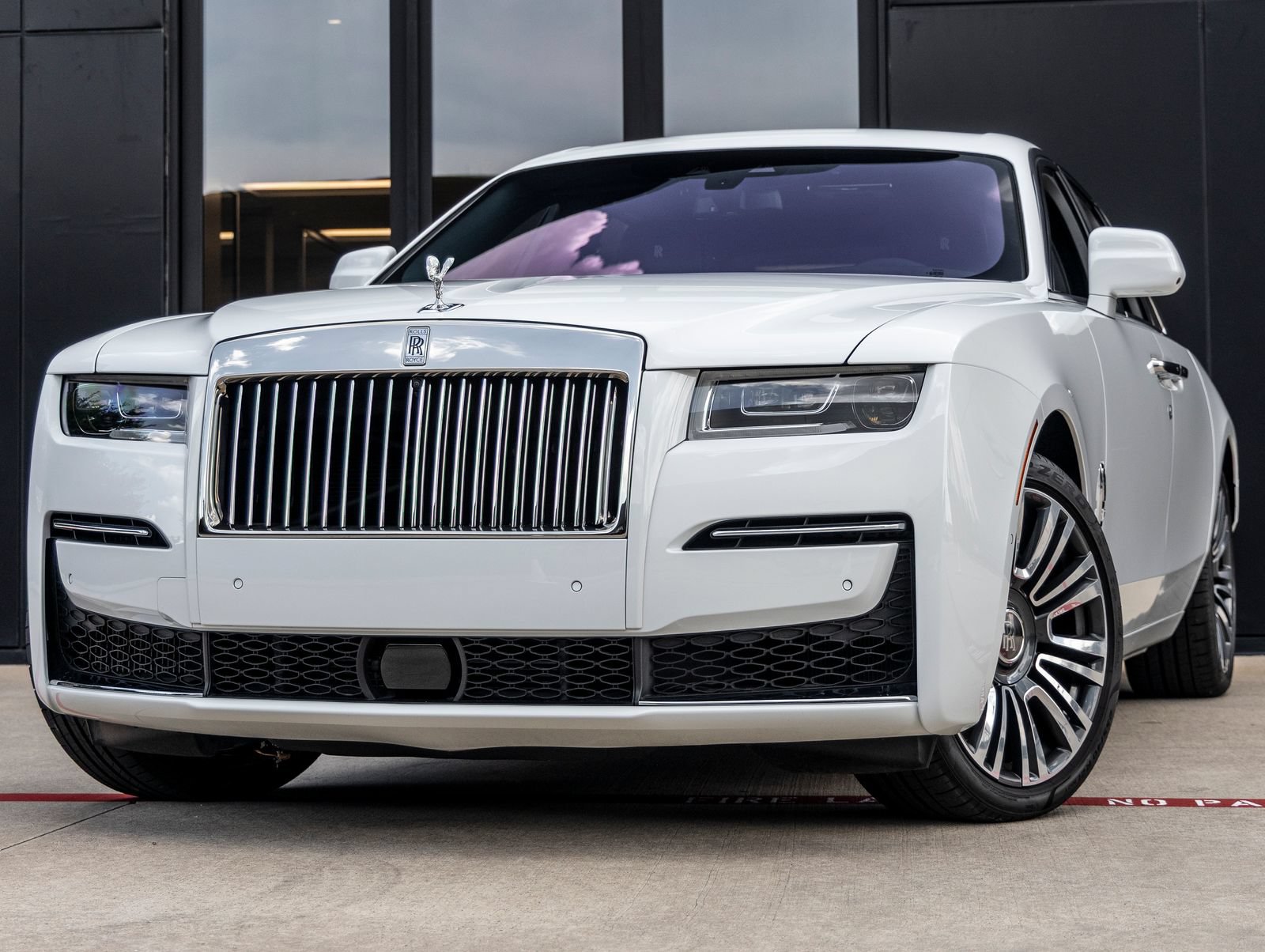 Used White Rolls-Royce Ghost for Sale Near Me - Autotrader