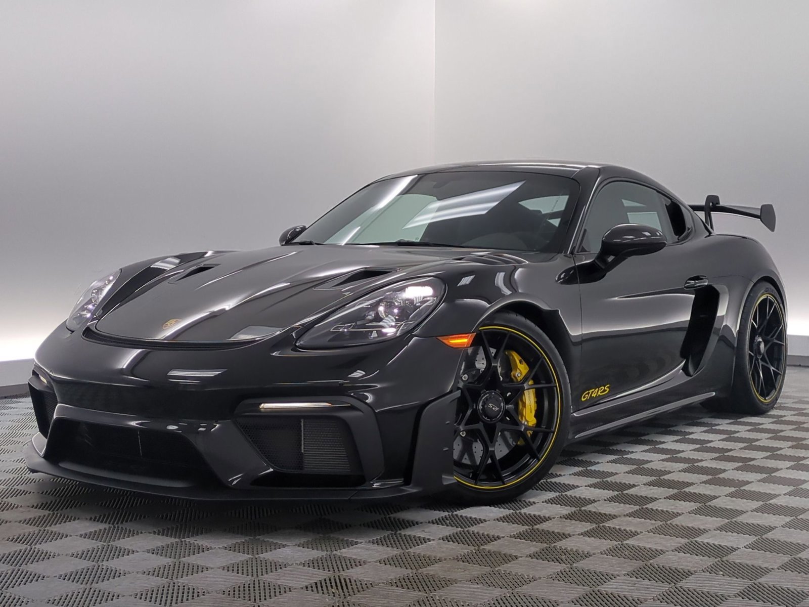 Certified 2025 Porsche 718 Cayman GT4 RS