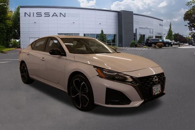 Certified 2023 Nissan Altima 2.5 SR