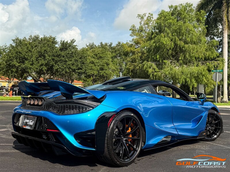Used 2021 McLaren 765LT photo 59