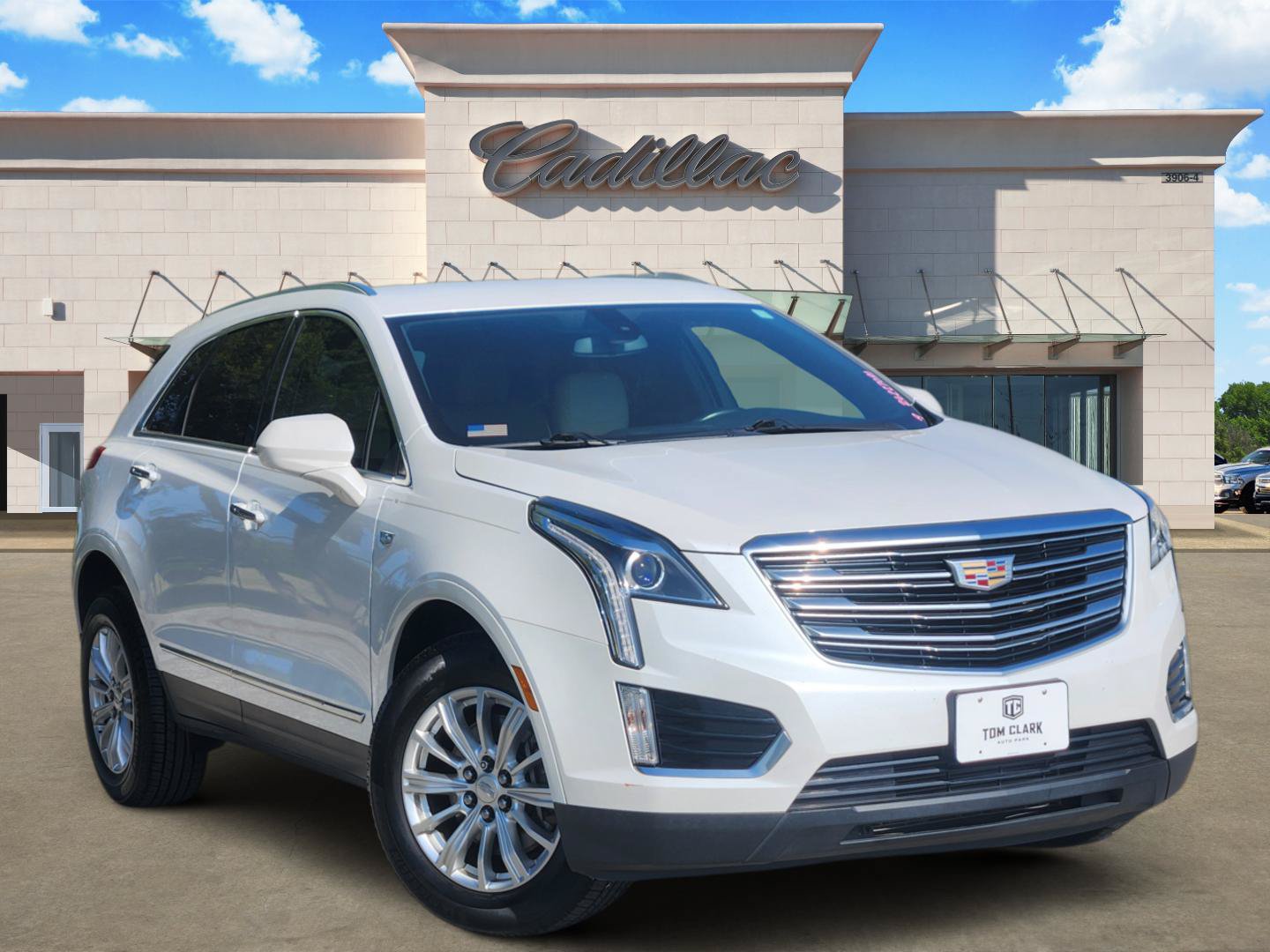 Used 2018 Cadillac XT5 FWD w/ LPO, Wheel Lock Package