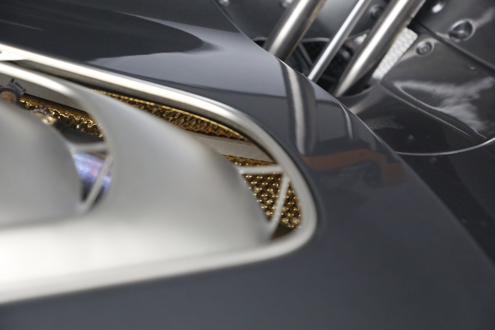 Used 2014 McLaren P1 photo 39