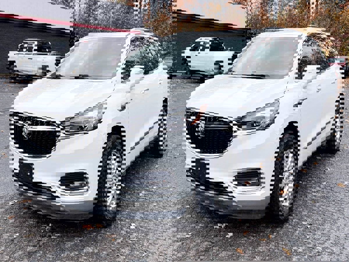 2020 Buick Enclave Essence