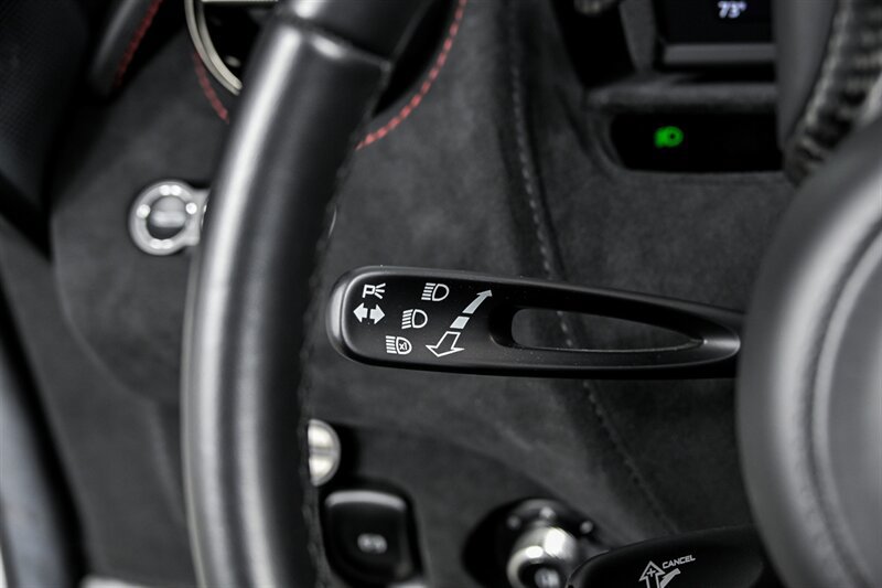 Used 2021 McLaren 720S Performance photo 28