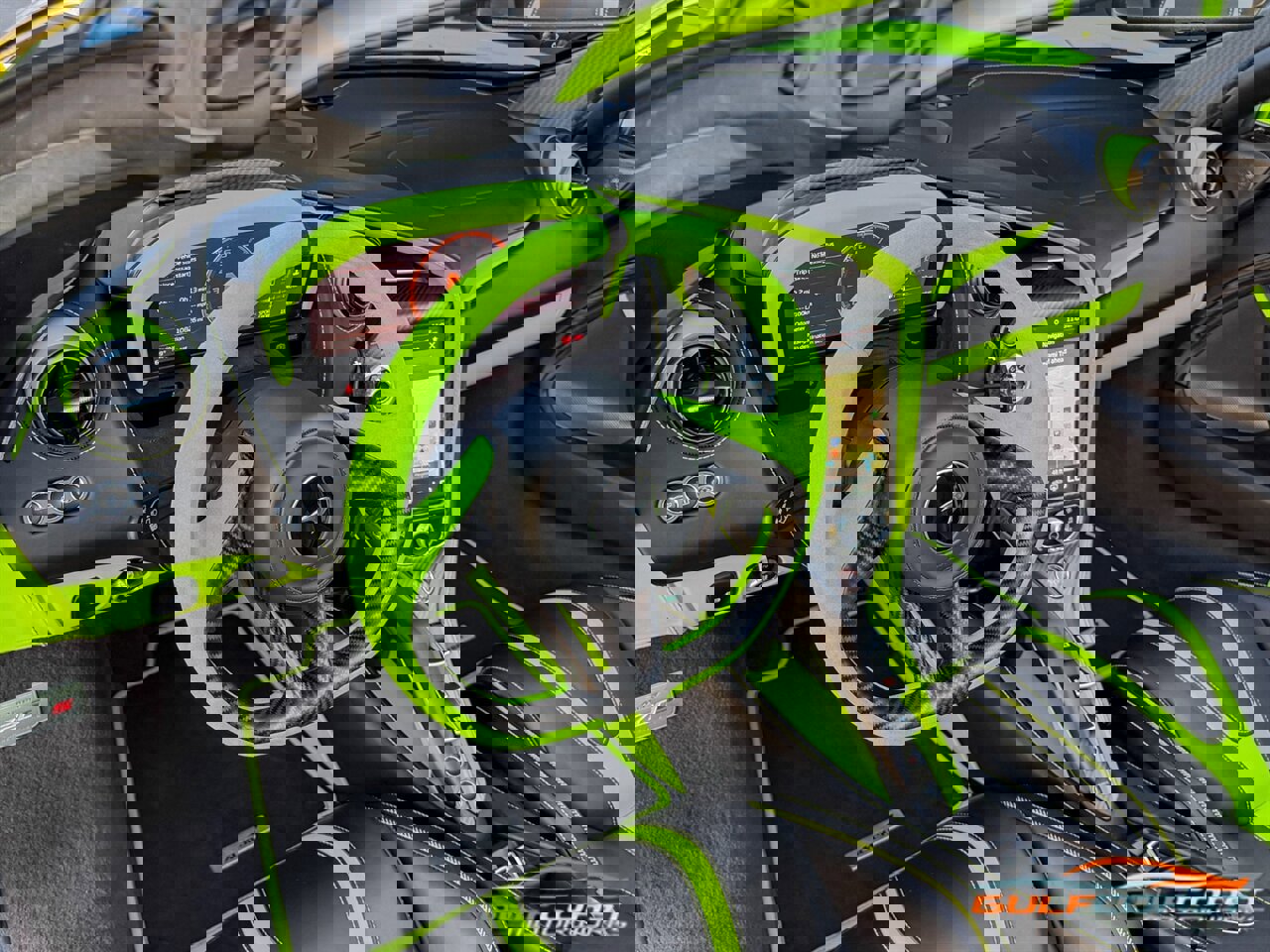 Used 2021 McLaren 720S Performance photo 32