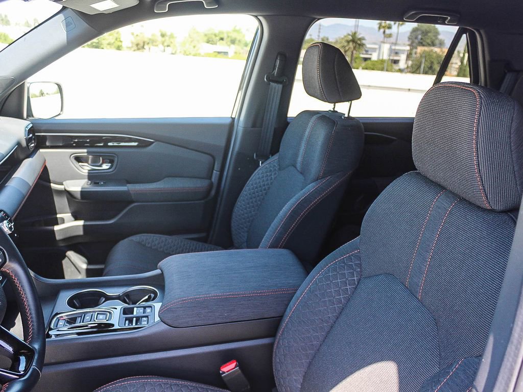 2025 Honda Pilot Sport