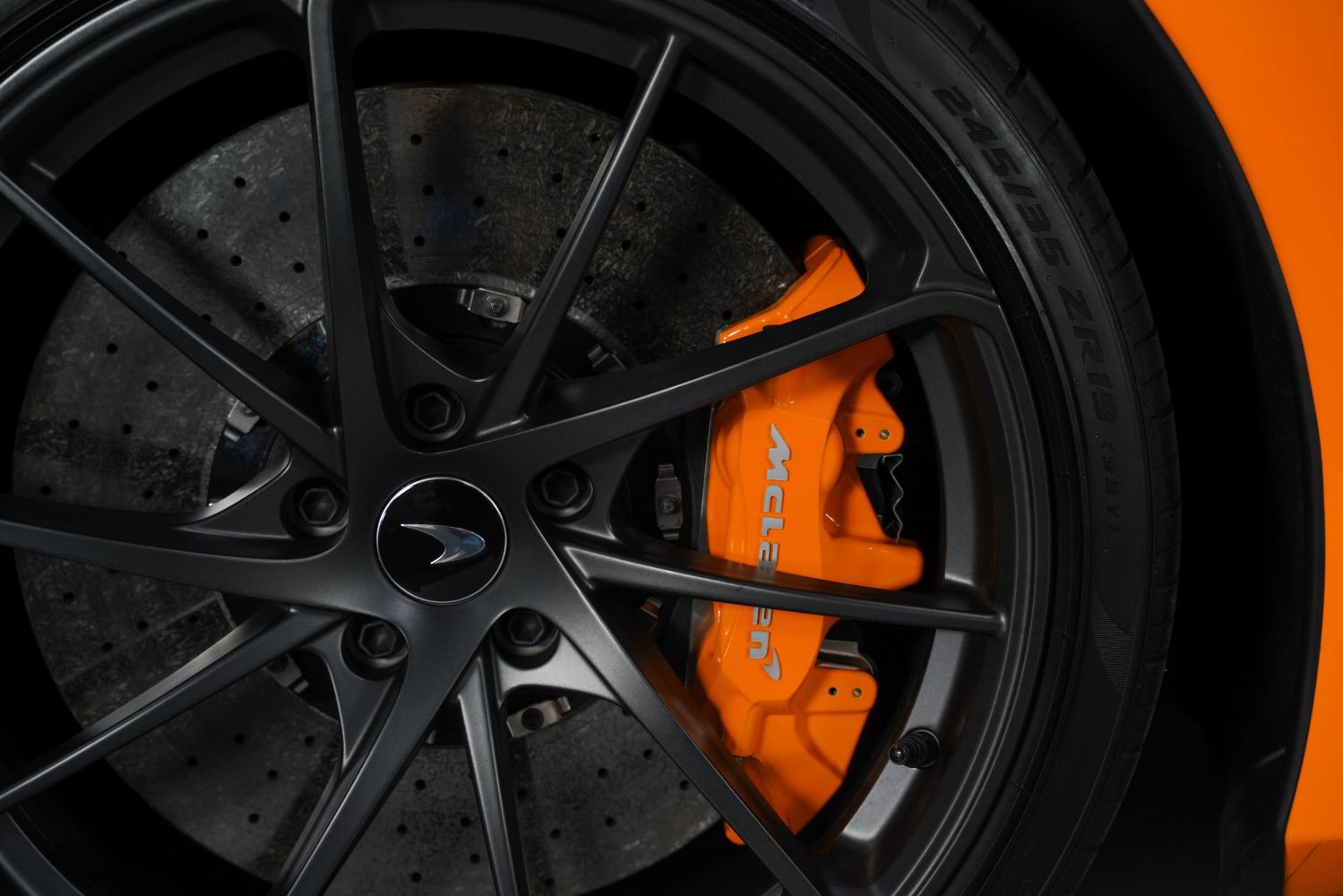 Used 2024 McLaren 750S Spider photo 17