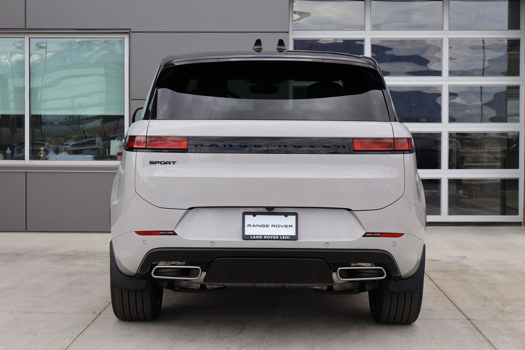 2026 Land Rover Range Rover Sport Dynamic SE