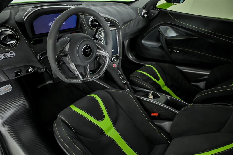 Used 2021 McLaren 765LT photo 21