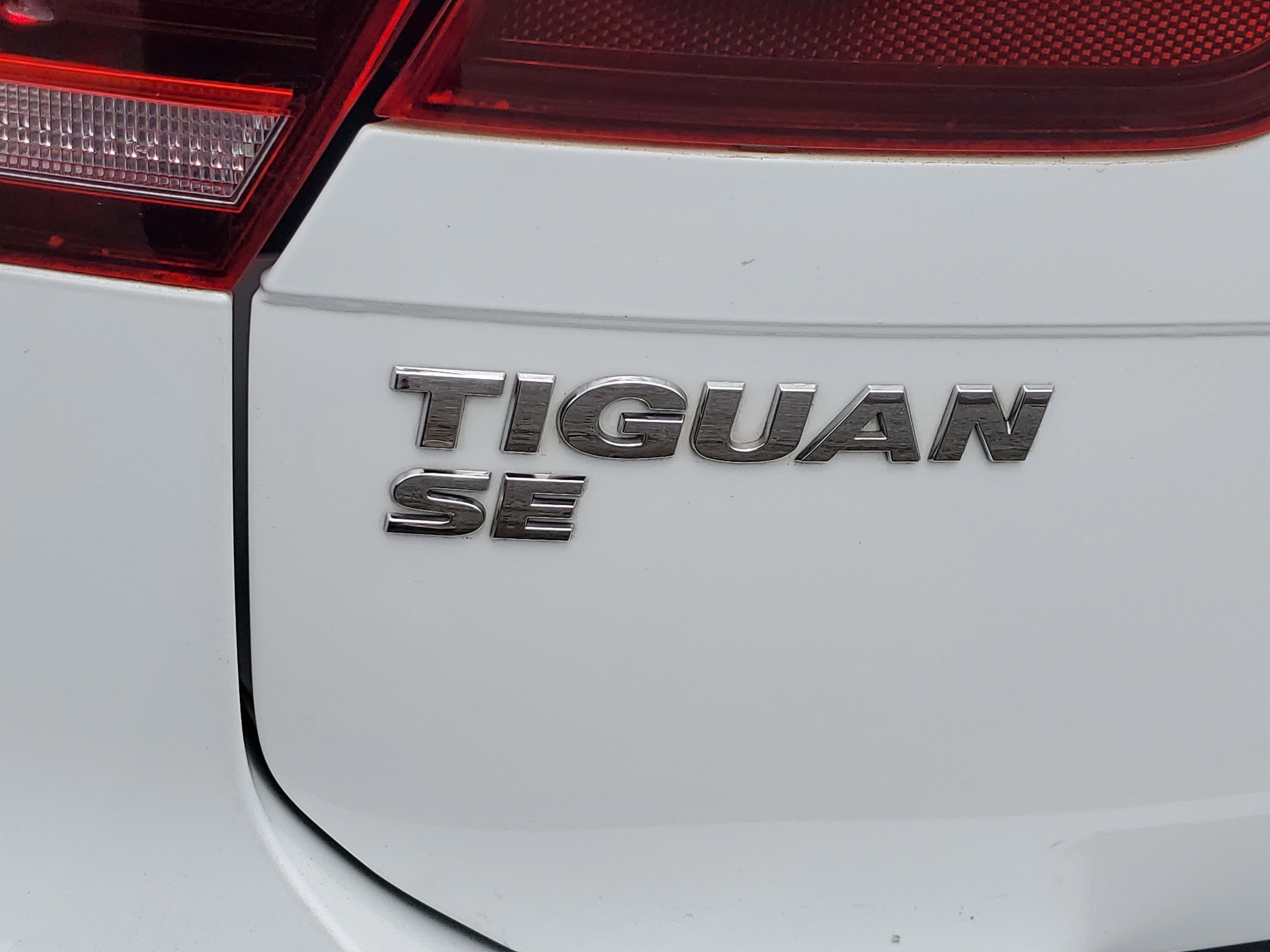 2020 Volkswagen Tiguan SE R-Line