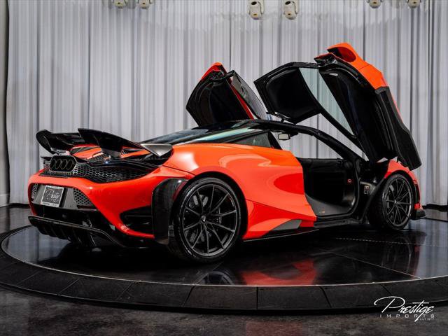 Used 2021 McLaren 765LT photo 36