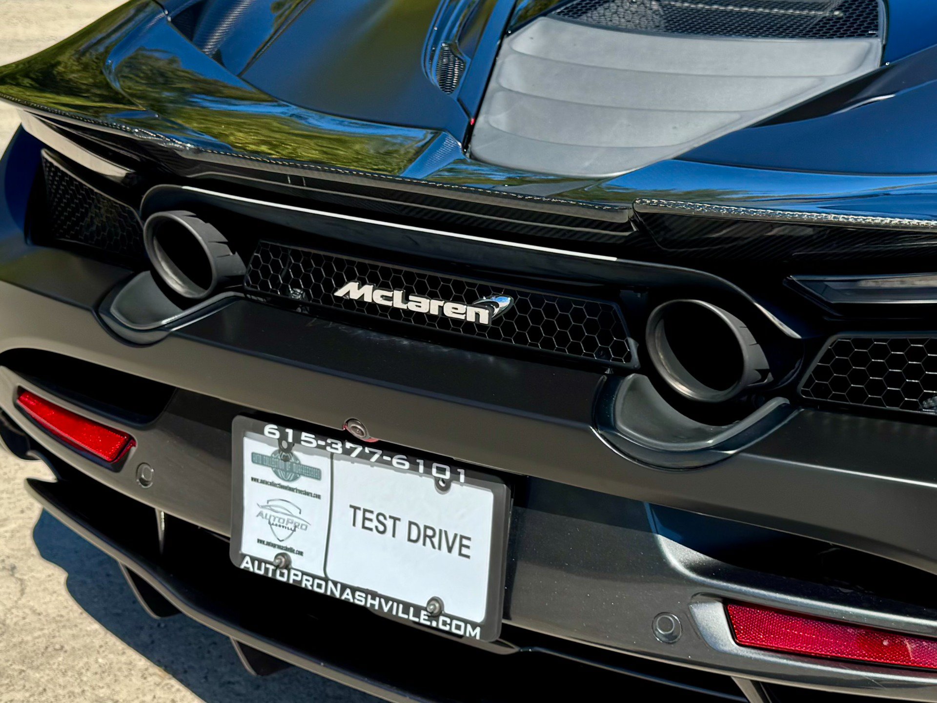 Used 2019 McLaren 720S Performance photo 65