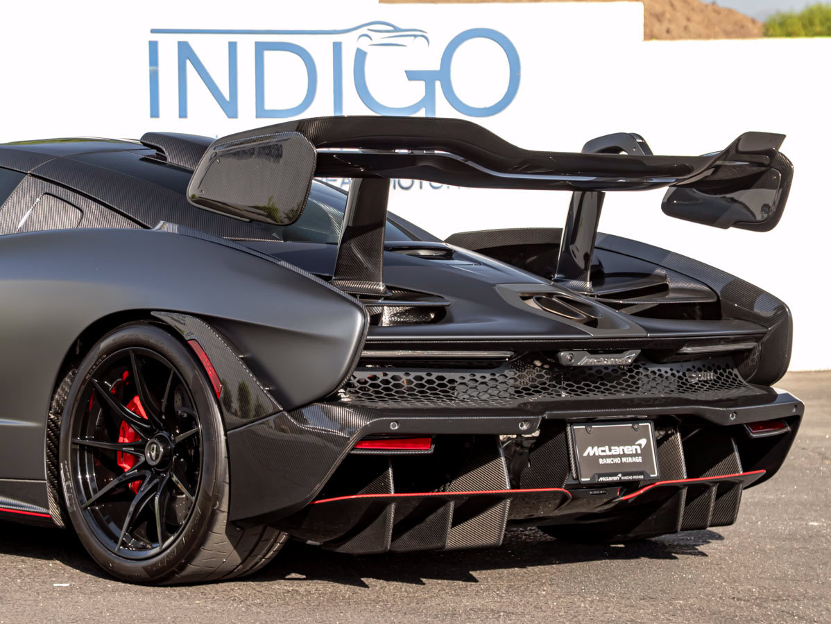 Used 2019 McLaren Senna photo 11