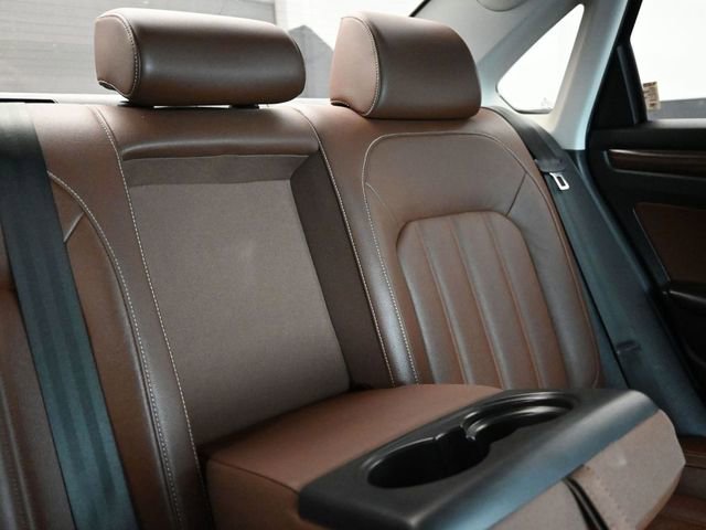 2022 Volkswagen Passat 2.0T