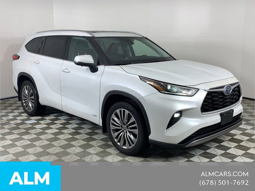 2023 Toyota Highlander Platinum