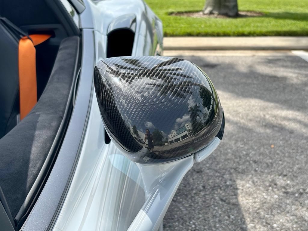 Used 2020 McLaren 600LT Spider photo 27