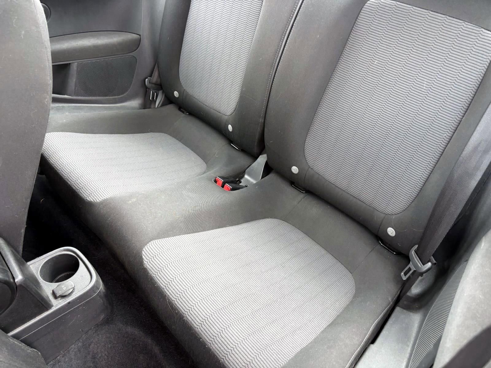 2014 Volkswagen Beetle 2.5