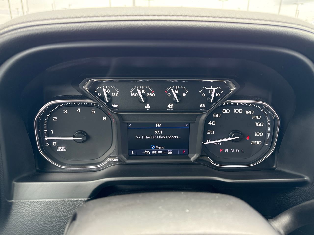 2022 GMC Sierra 2500 AT4