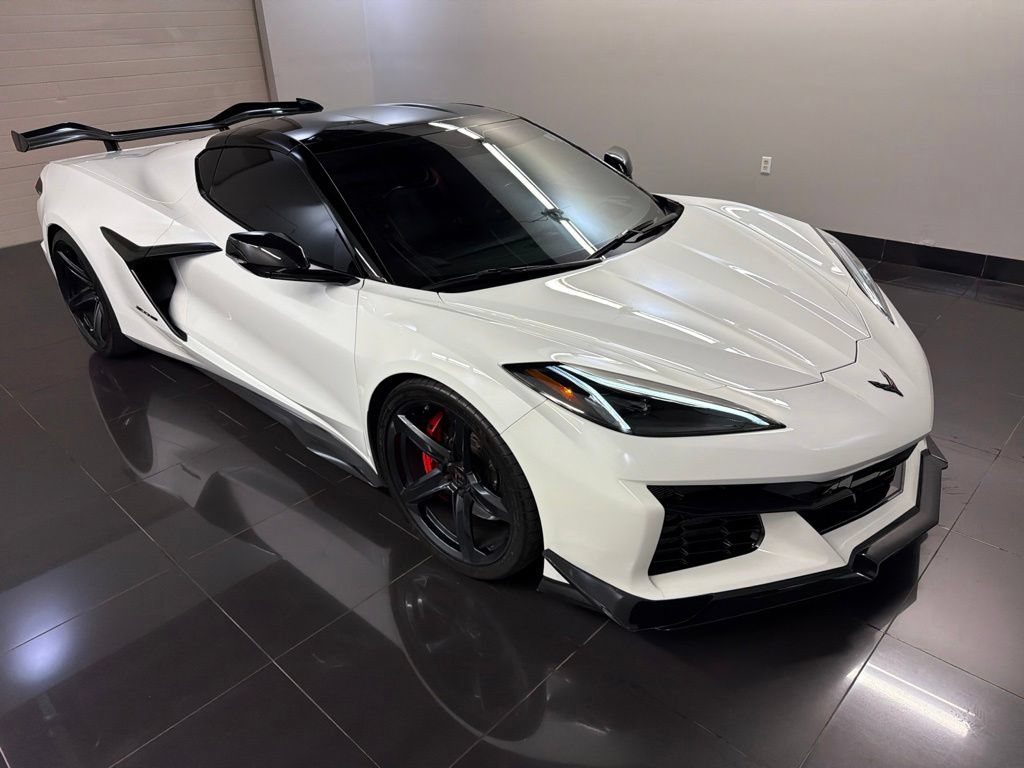 Used 2023 Chevrolet Corvette Z06 w/ Engine Appearance Package