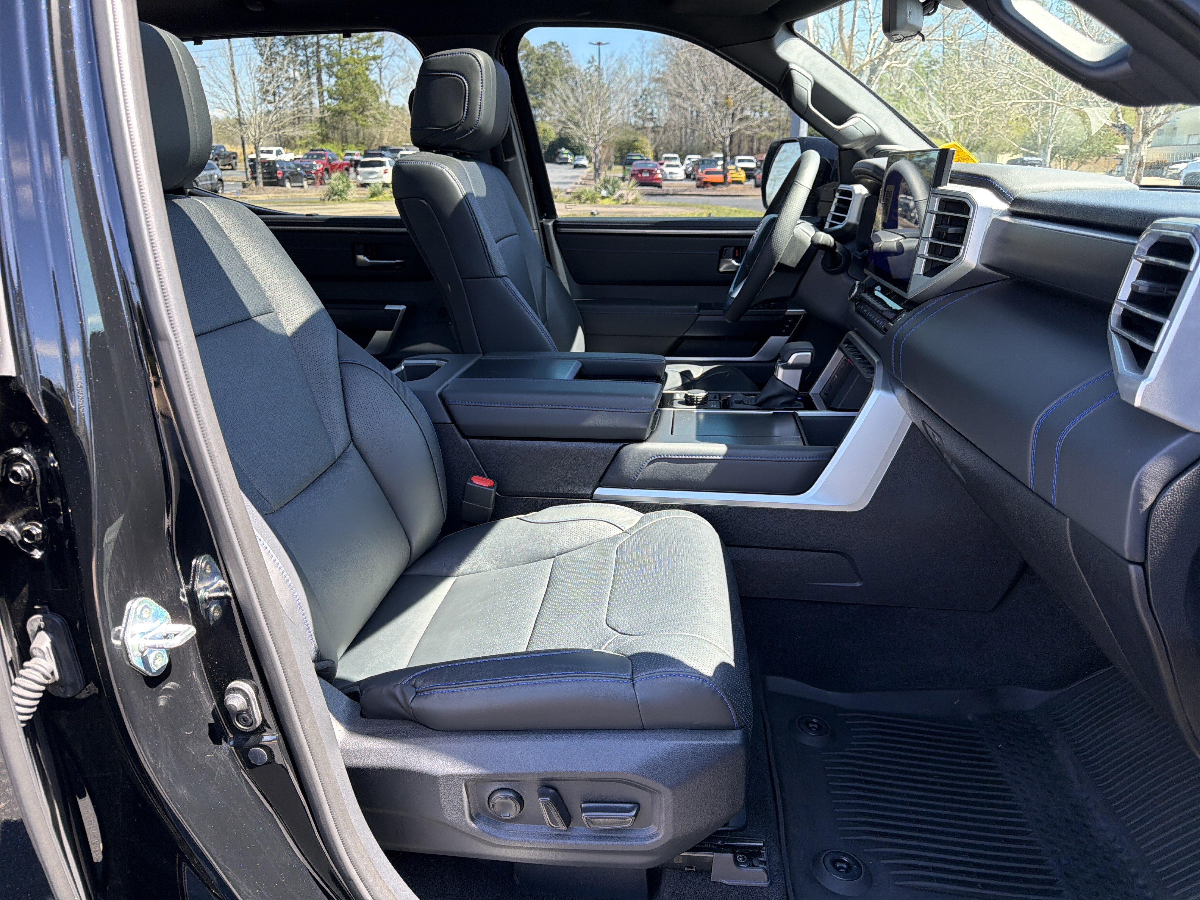 2025 Toyota Tundra Platinum