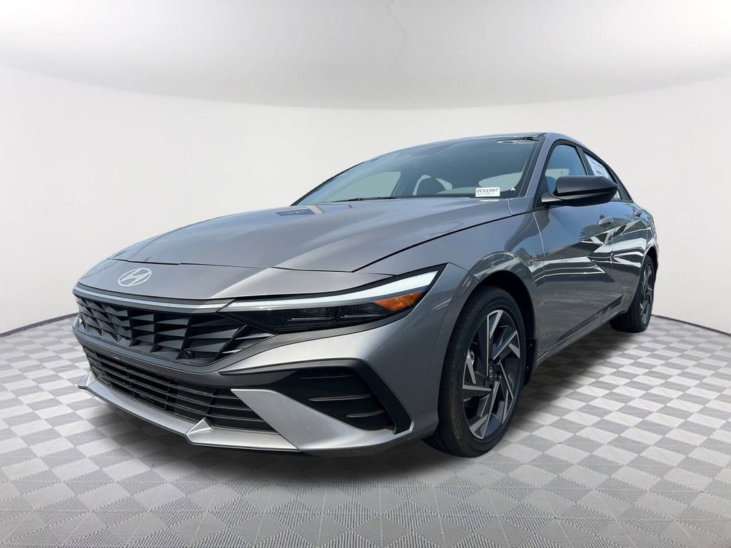 Certified 2025 Hyundai Elantra SEL